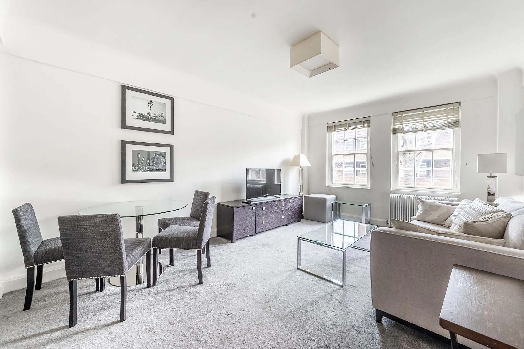 Flat Fulham Road in Greater London
