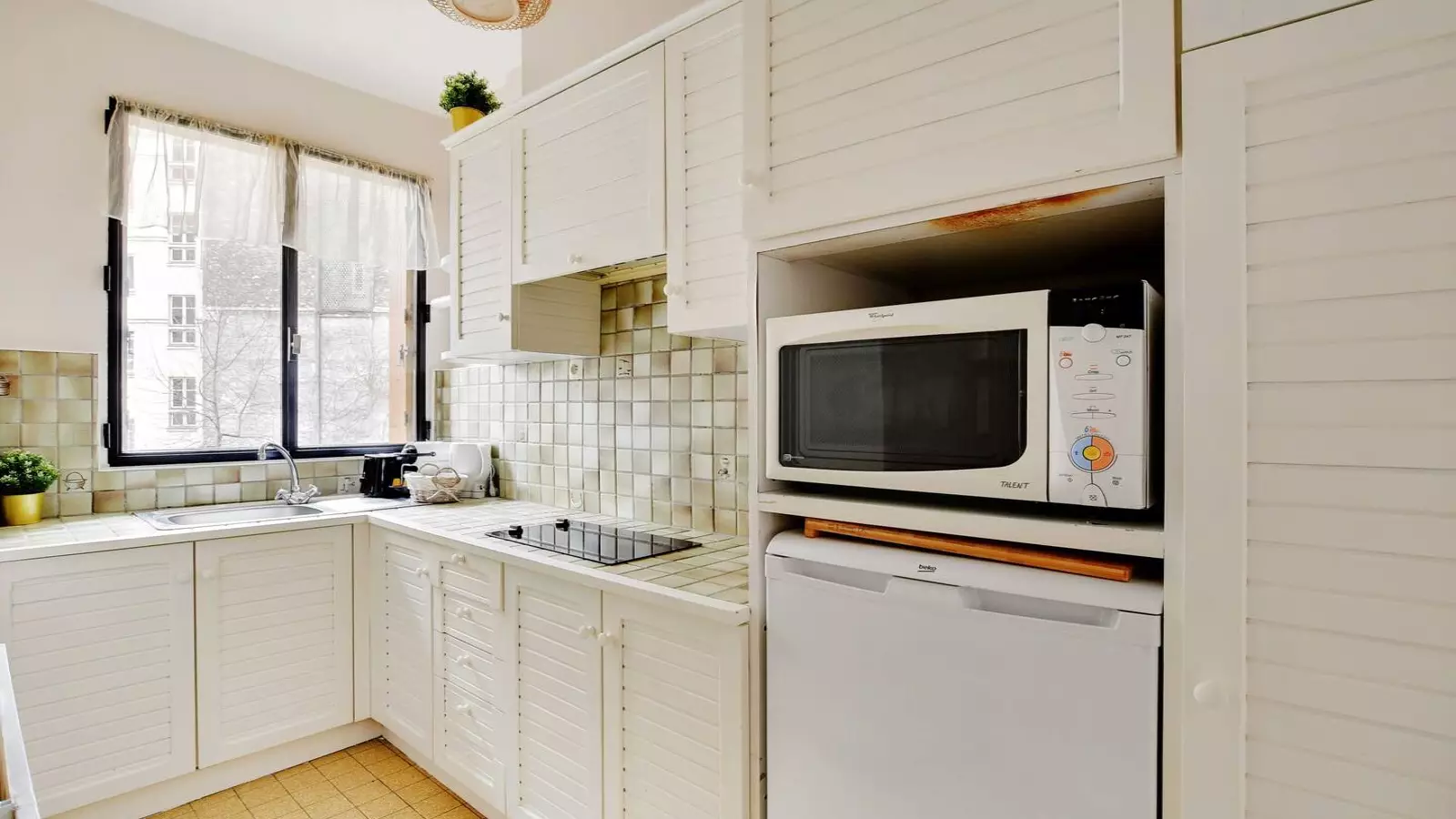 Flat Rue Guersant in Paris