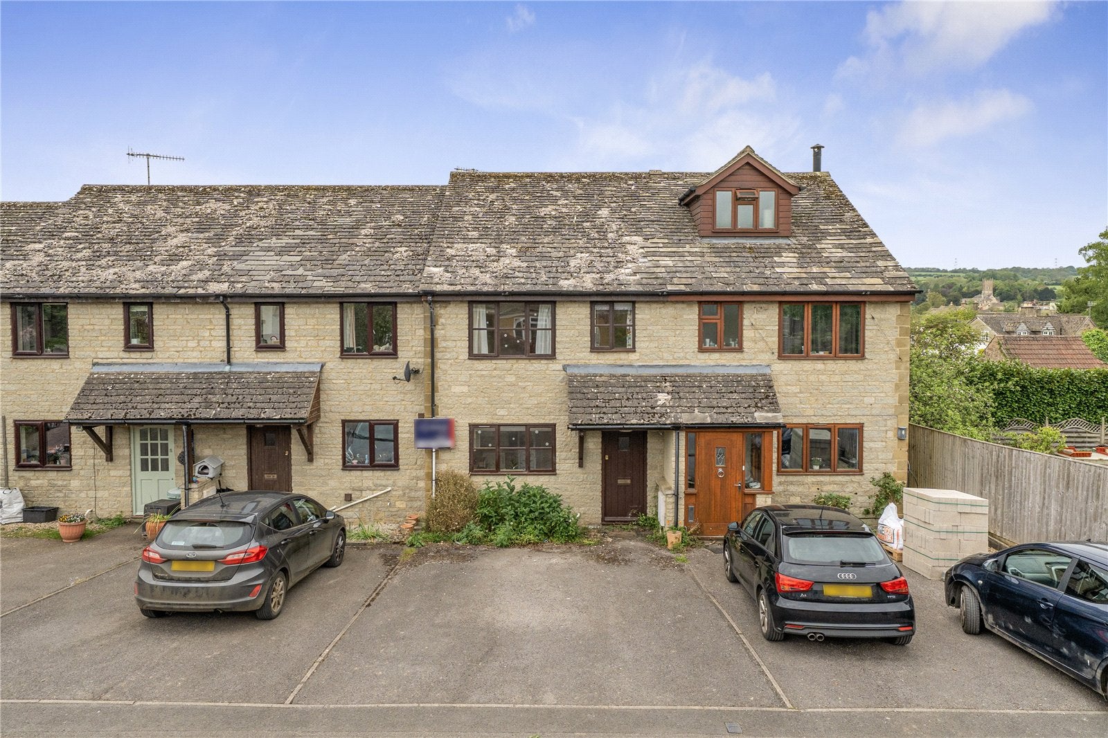 House Brassington Gardens in Cotswold District