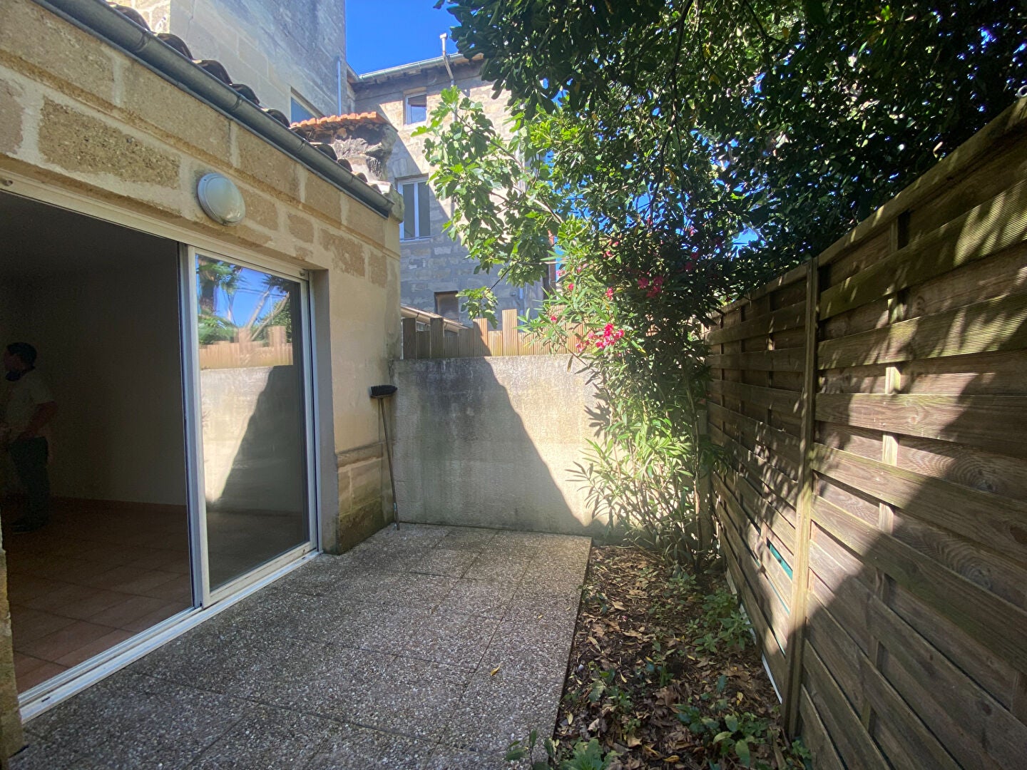 Flat Rue Georges Bonnac in Bordeaux