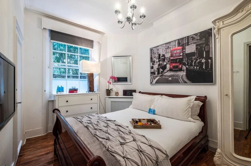 Flat Pater Street in Greater London