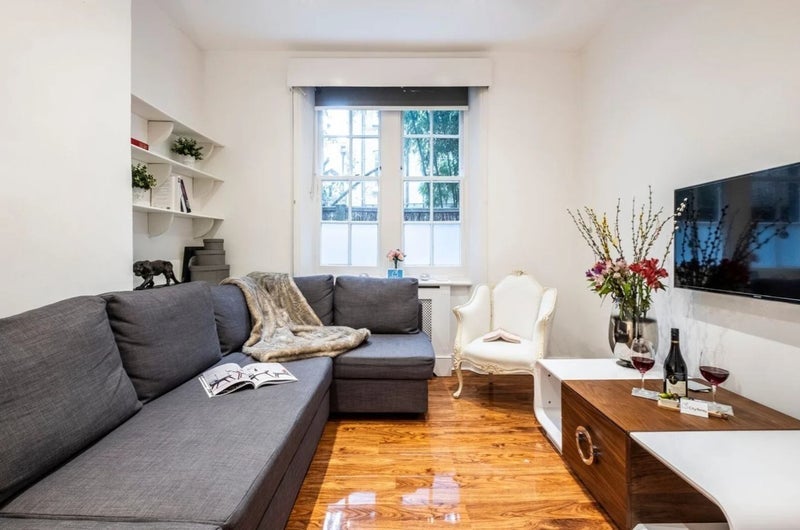 Flat Pater Street in Greater London