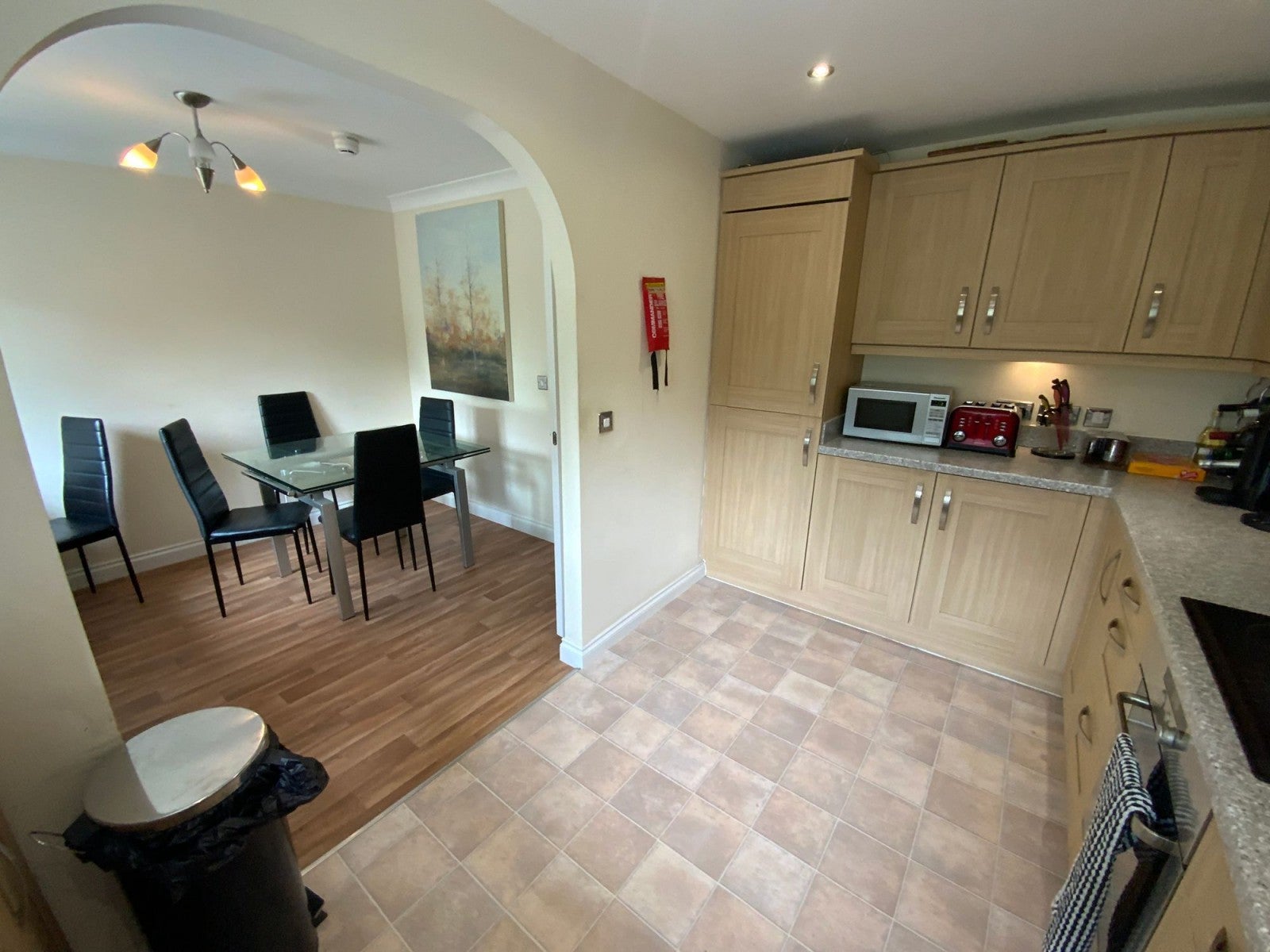 Room Coopers Rise in High Wycombe Community Board