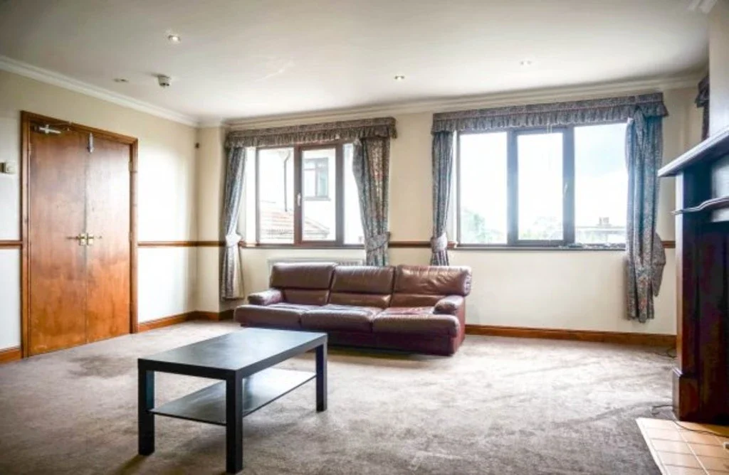 Flat Ash Road in Leeds