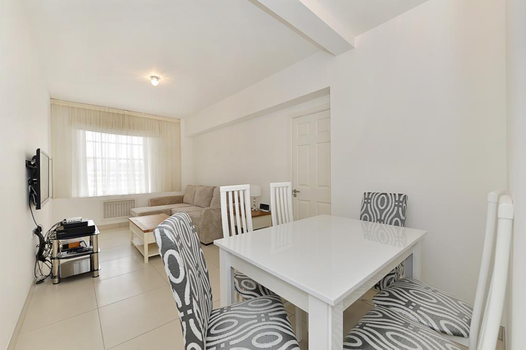Flat Portman Square in City of Westminster