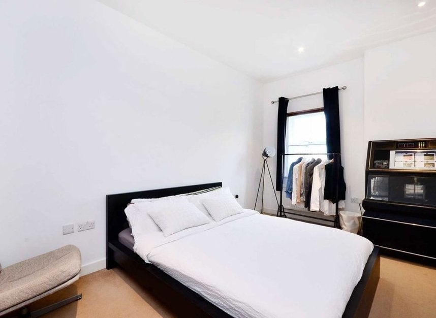 Flat Northpoint Square in Greater London