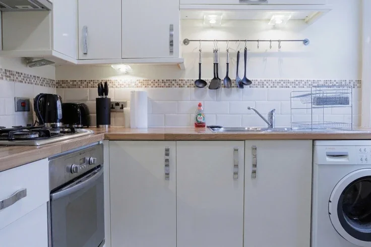 Flat Hanover Road in Greater London