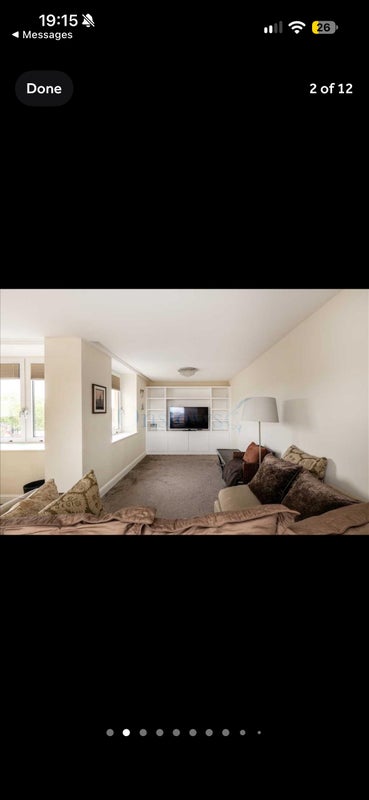 Room King's Road in Greater London