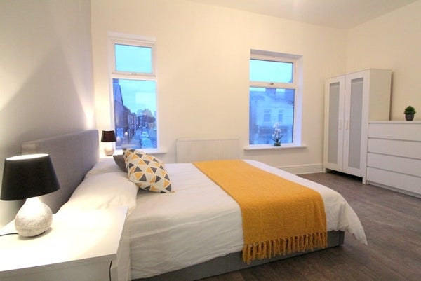 Room Liverpool Street in Salford