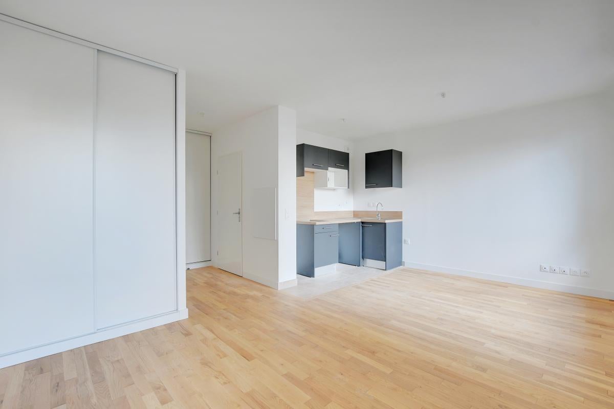 Flat Boulevard Charles de Gaulle in Colombes