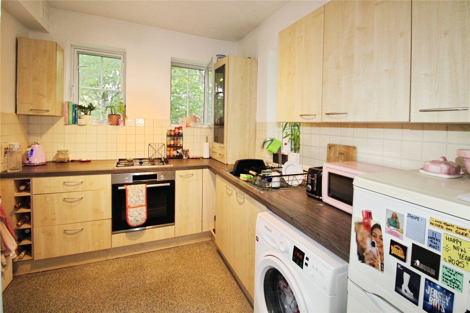 Flat Merton Road in Greater London