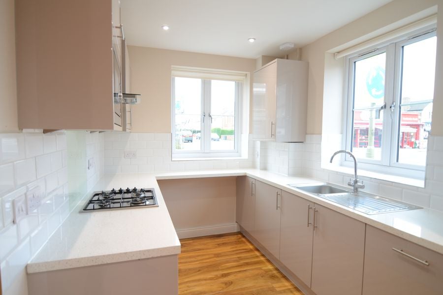 Flat Queens Road in Rushmoor