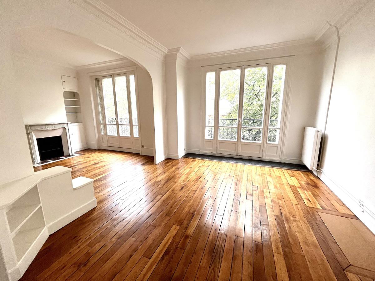 Appartement Rue de la Convention à Paris