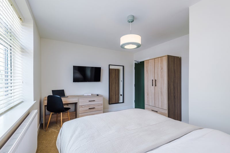 Room North Drive in Tameside