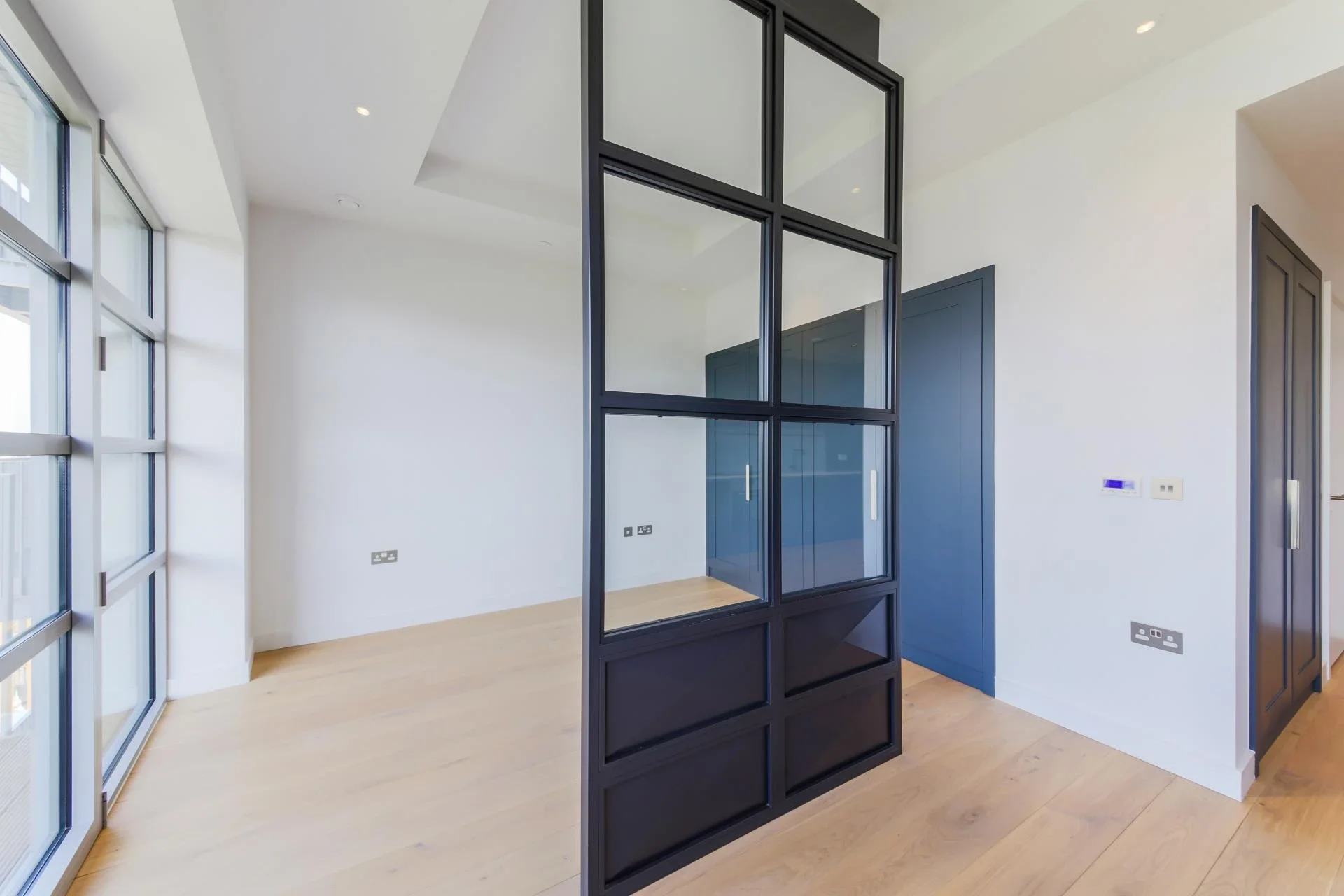 Flat Hope Street in Greater London