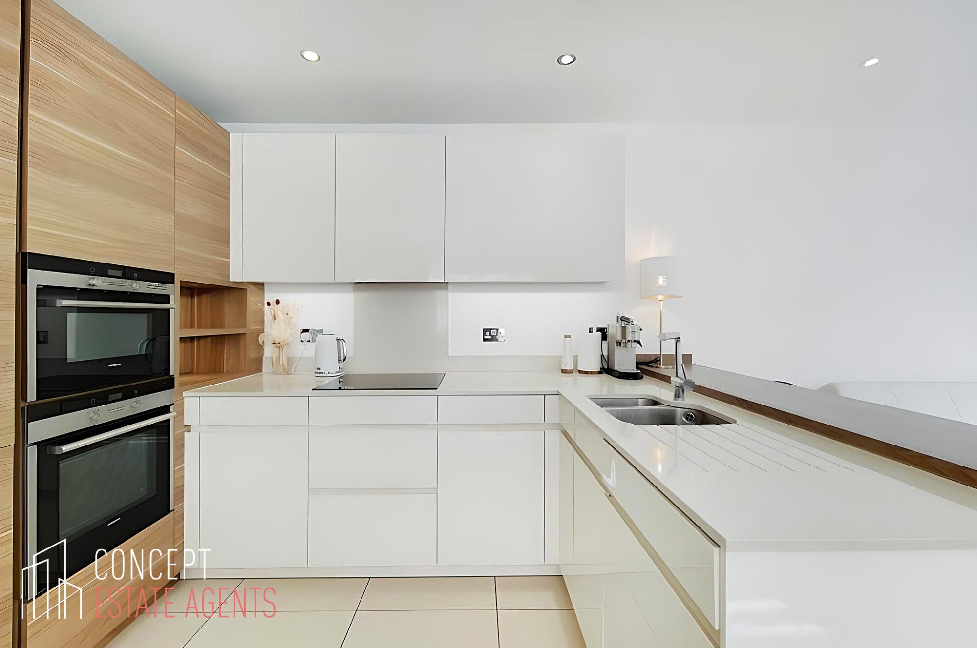 House Emerald Square in Greater London