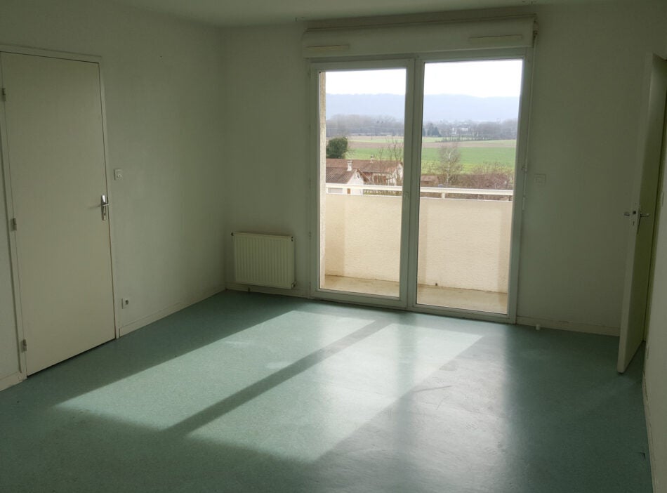 Appartement Route de la Mairie à Certines