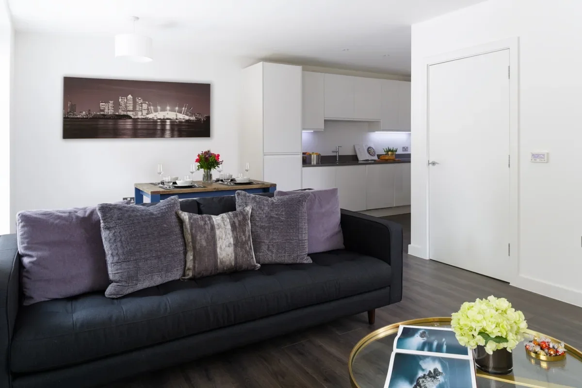 Flat Batavia Road in Greater London