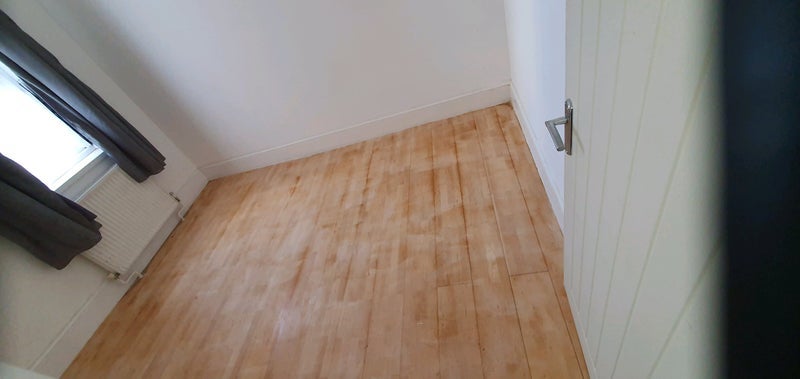 Room Belgrave Road in Greater London