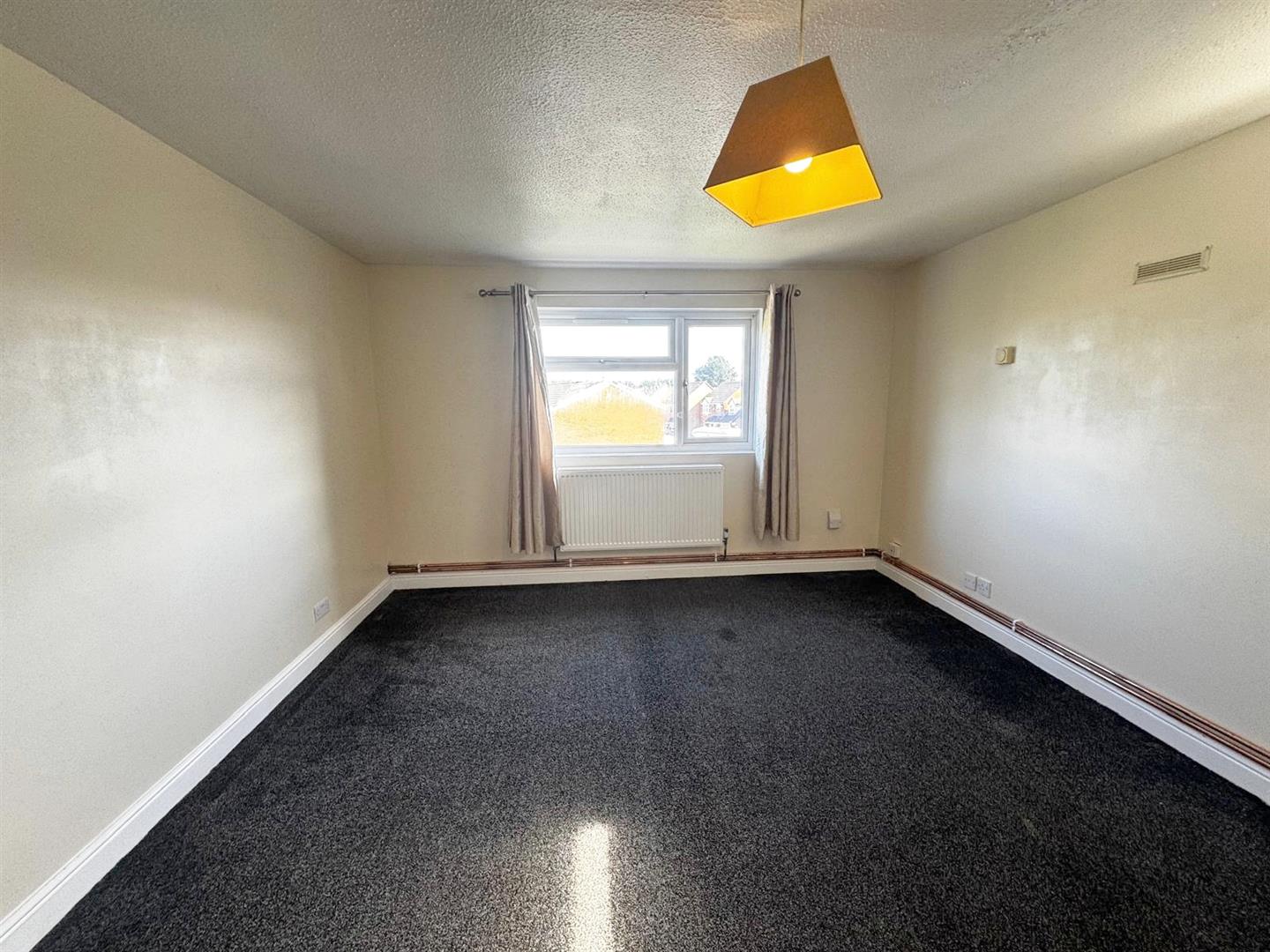 Flat Wenlock Gardens in Bloxwich