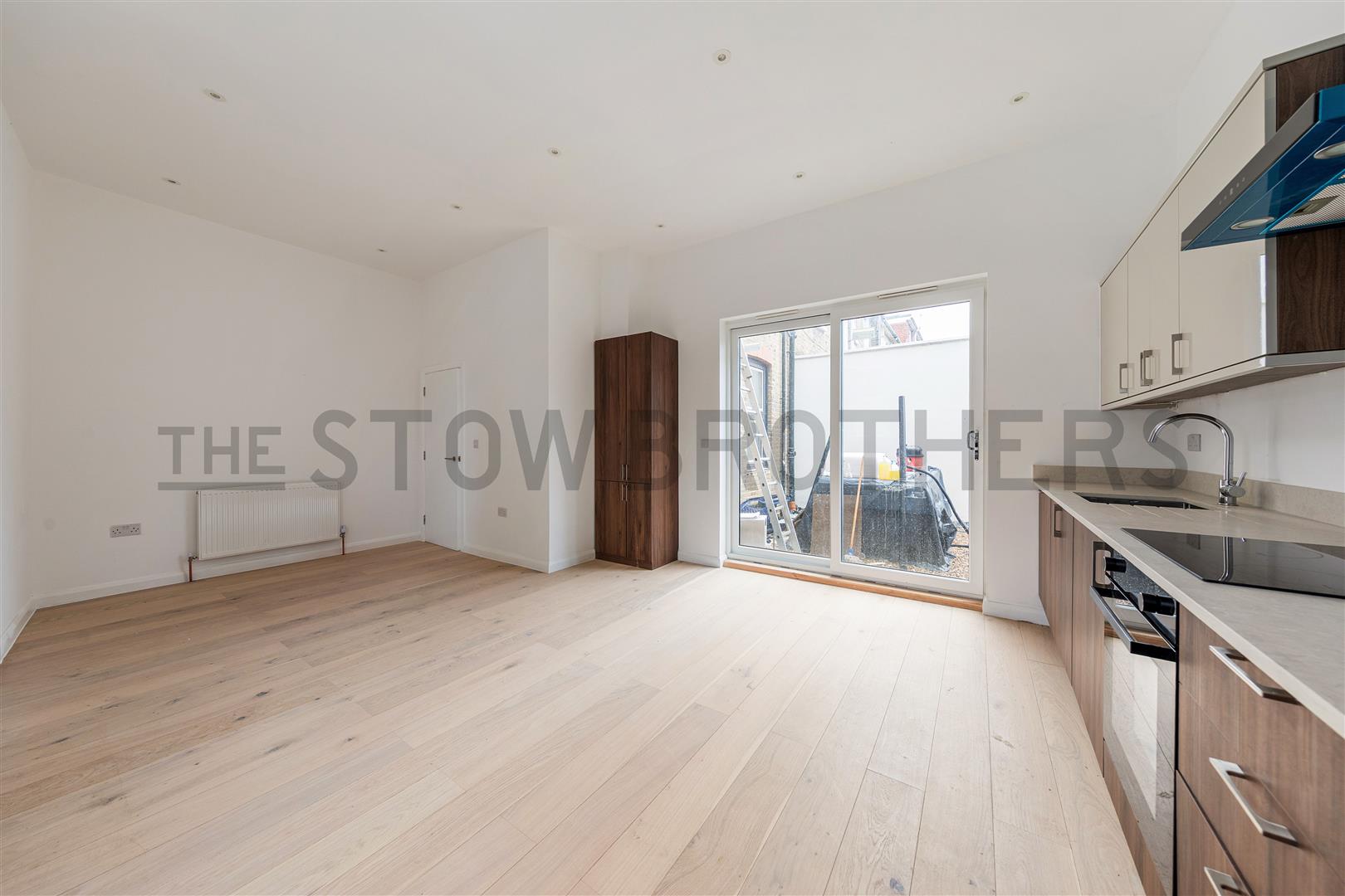 Flat Ingleby Road in Greater London