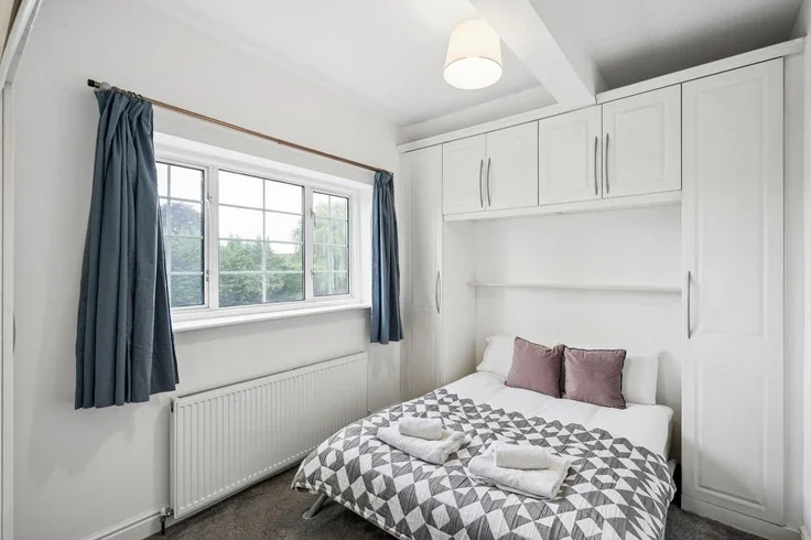 House Ditton Road in Datchet