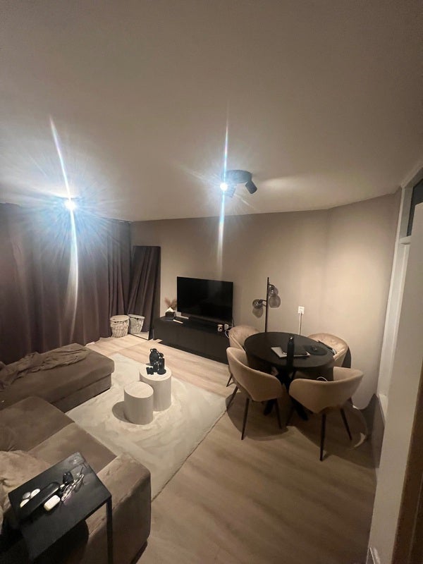 Appartement Vrolikstraat 8