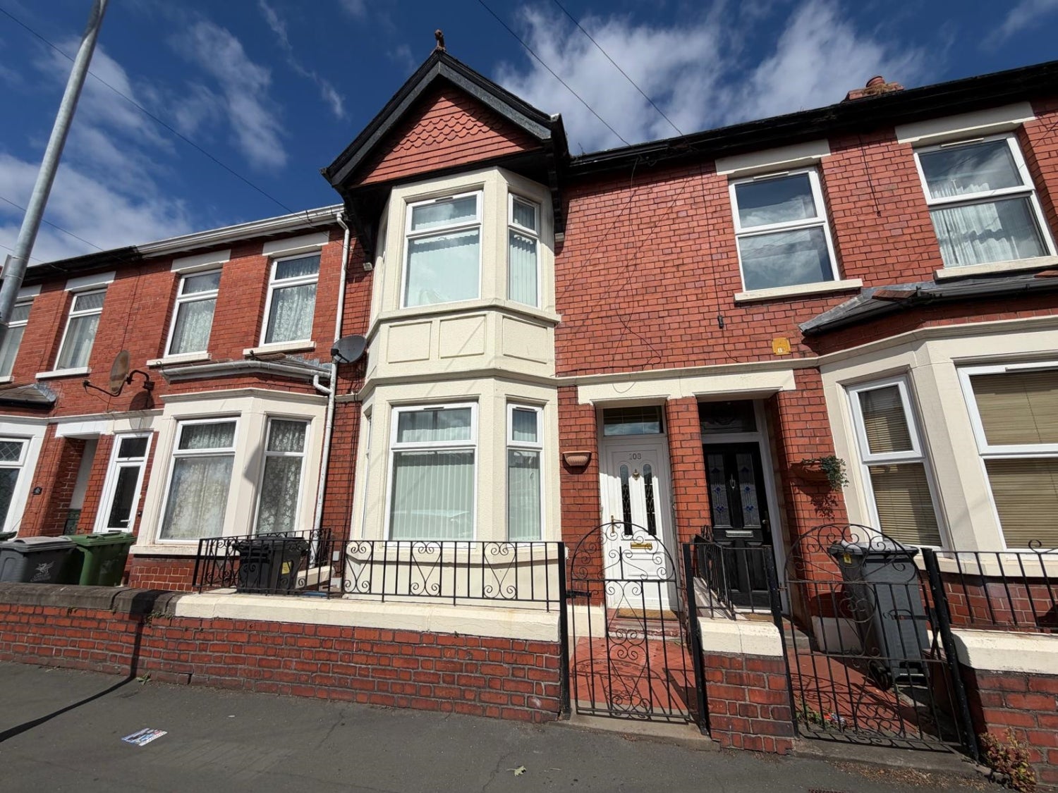 House Whitchurch Road in Cardiff