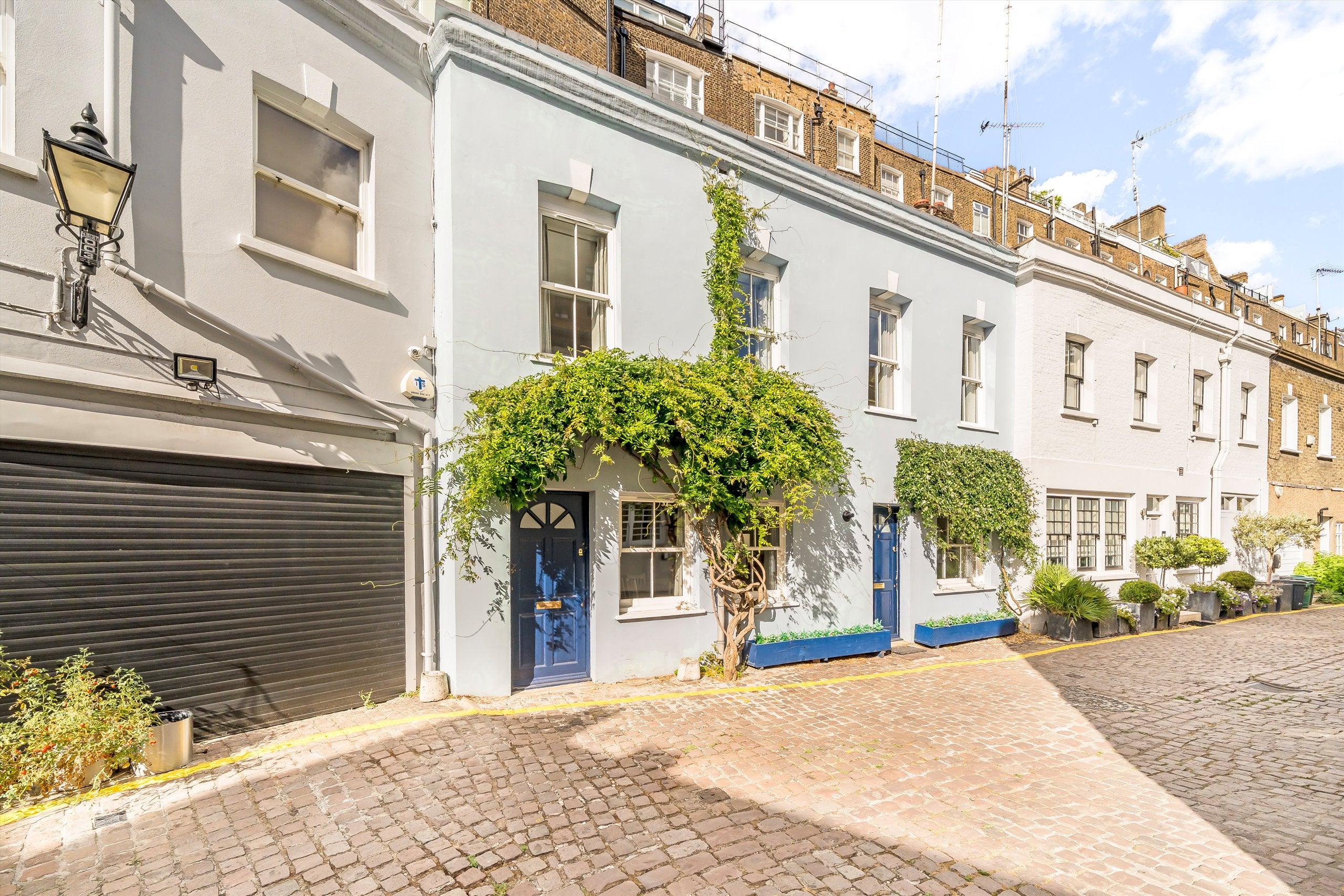 House Osten Mews in Greater London