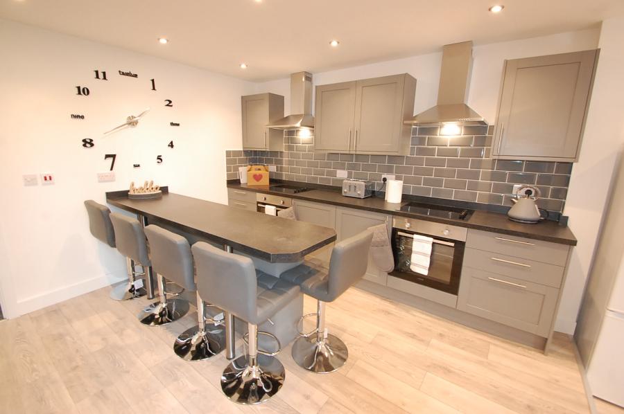 Room Belvedere Road in East Staffordshire