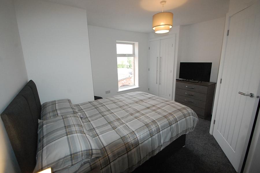 Room Belvedere Road in East Staffordshire