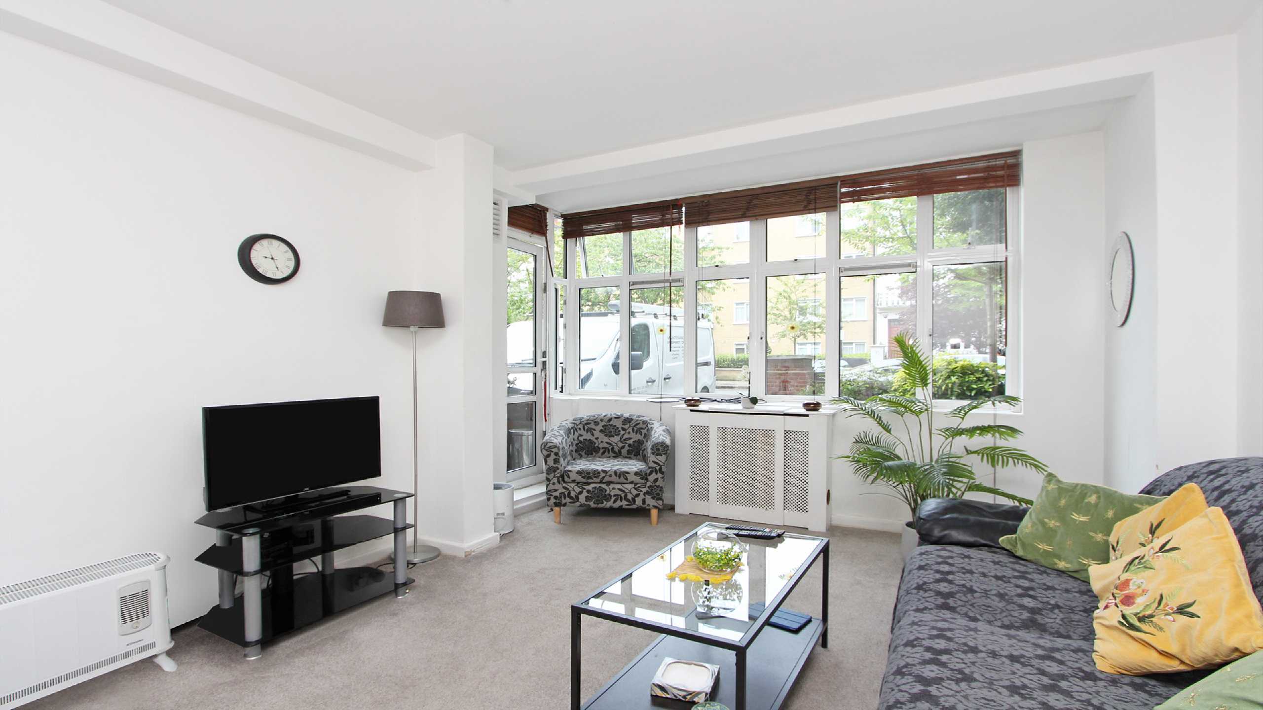 Flat Chepstow Villas in Greater London