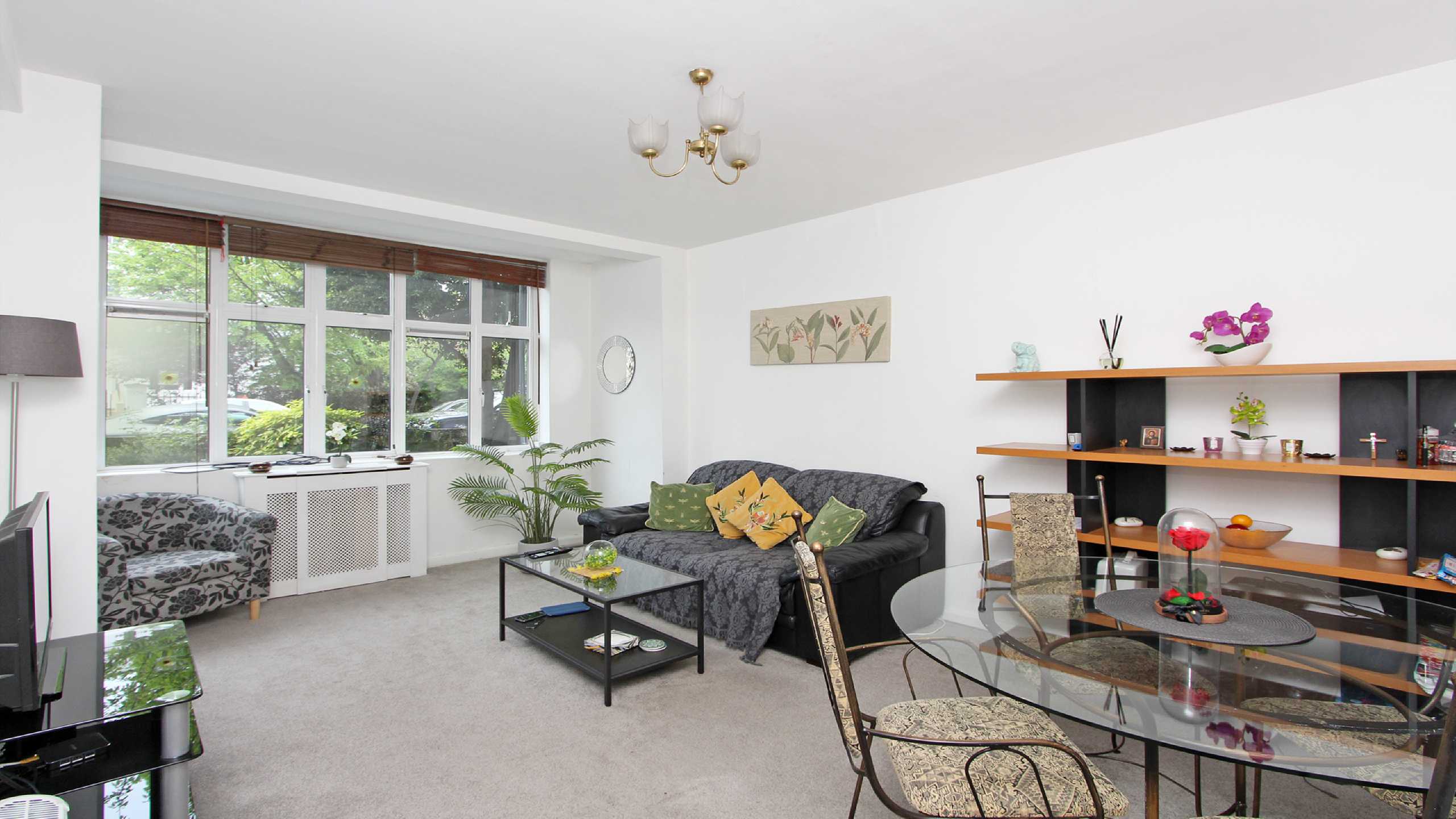 Flat Chepstow Villas in Greater London