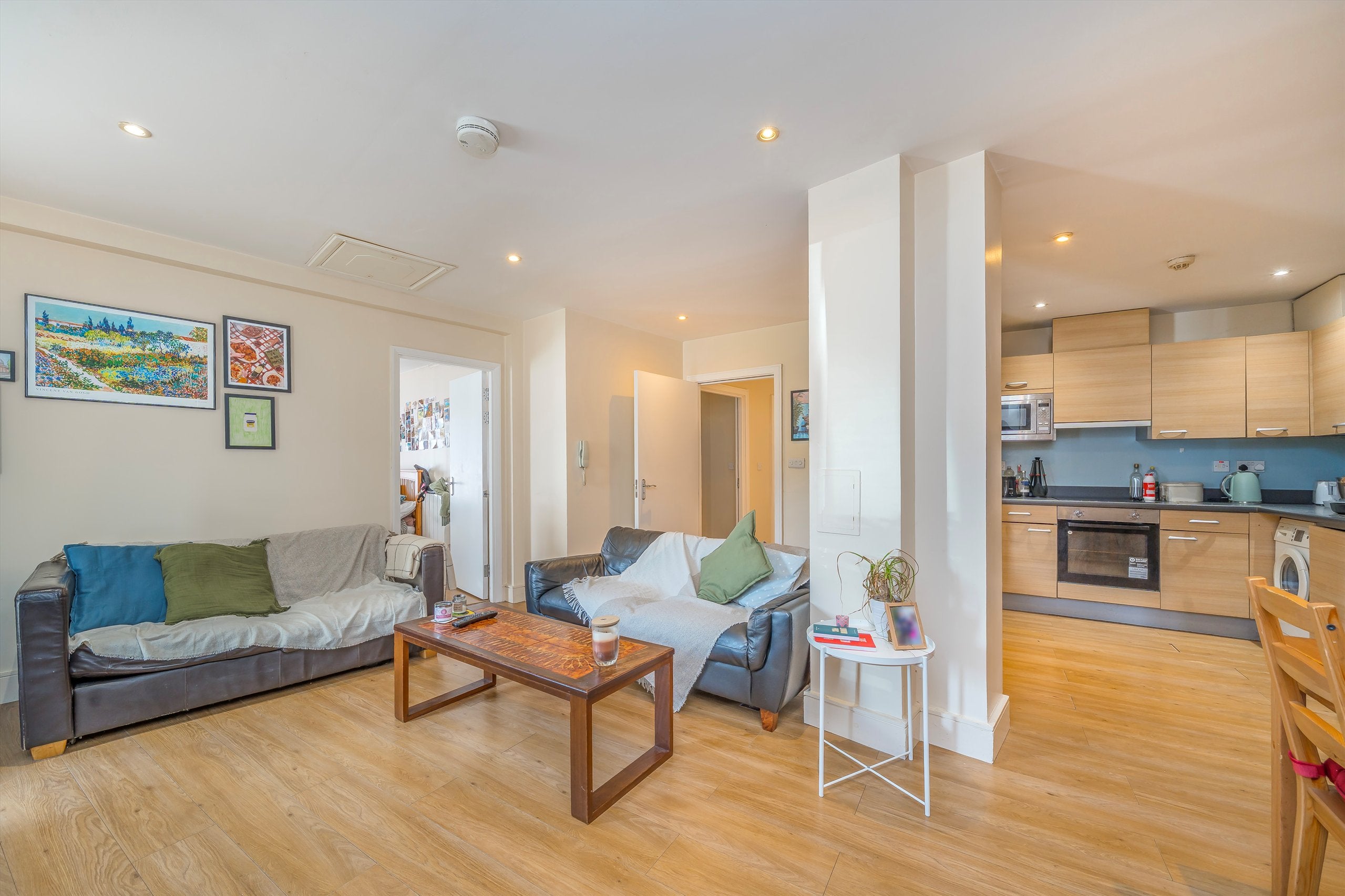 Flat John Ruskin Street in Greater London