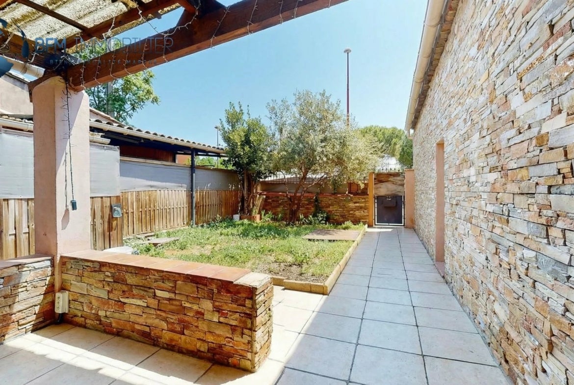 House Boulevard Reynaud de Trets in Marseille