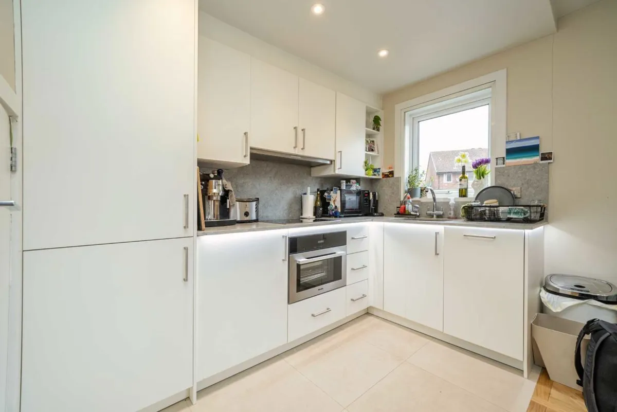 House Harvesters Close in Greater London