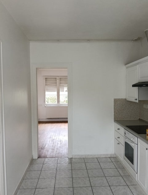 House Rue des Treilles in Libourne