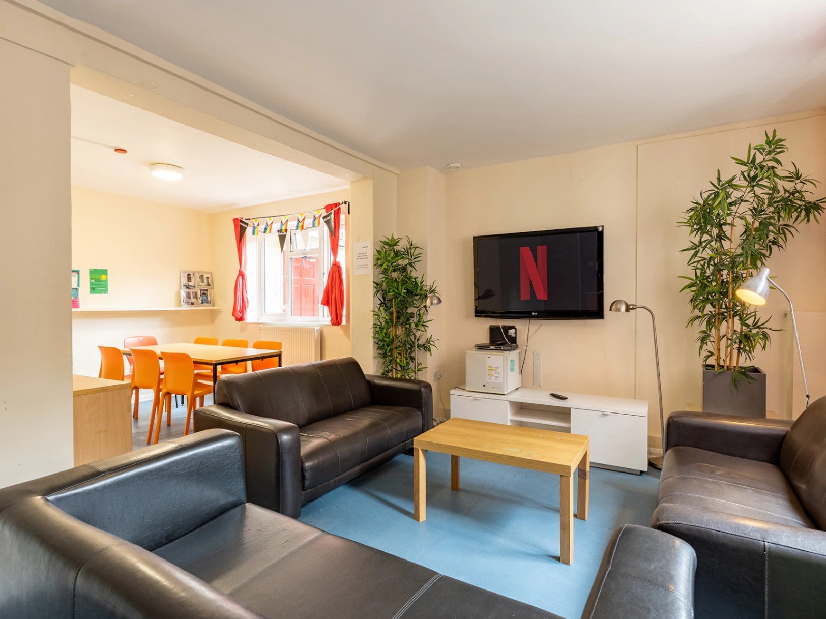 Room Flodden Road in Greater London