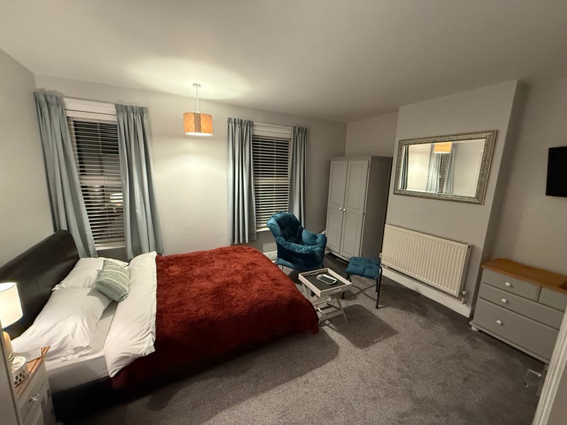 Room Camden Road in Ipswich