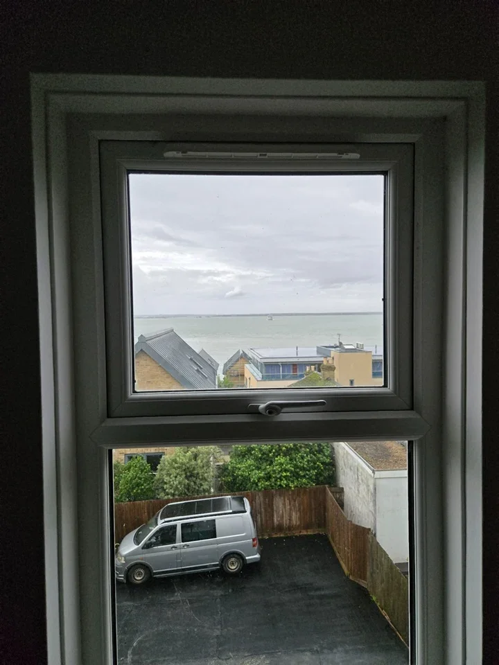Flat Cliff Road in Cowes