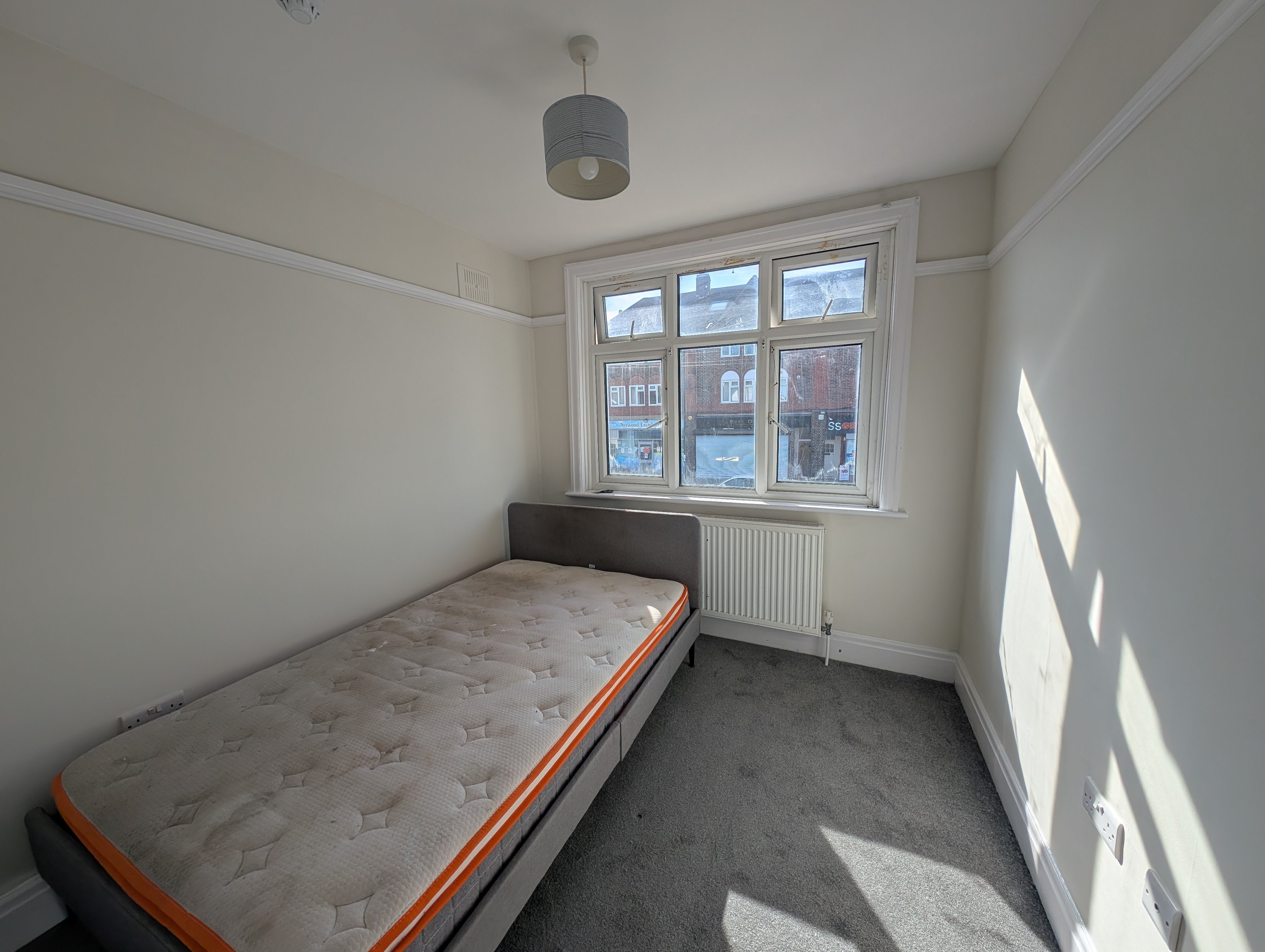 Room Stocker Road in Arun