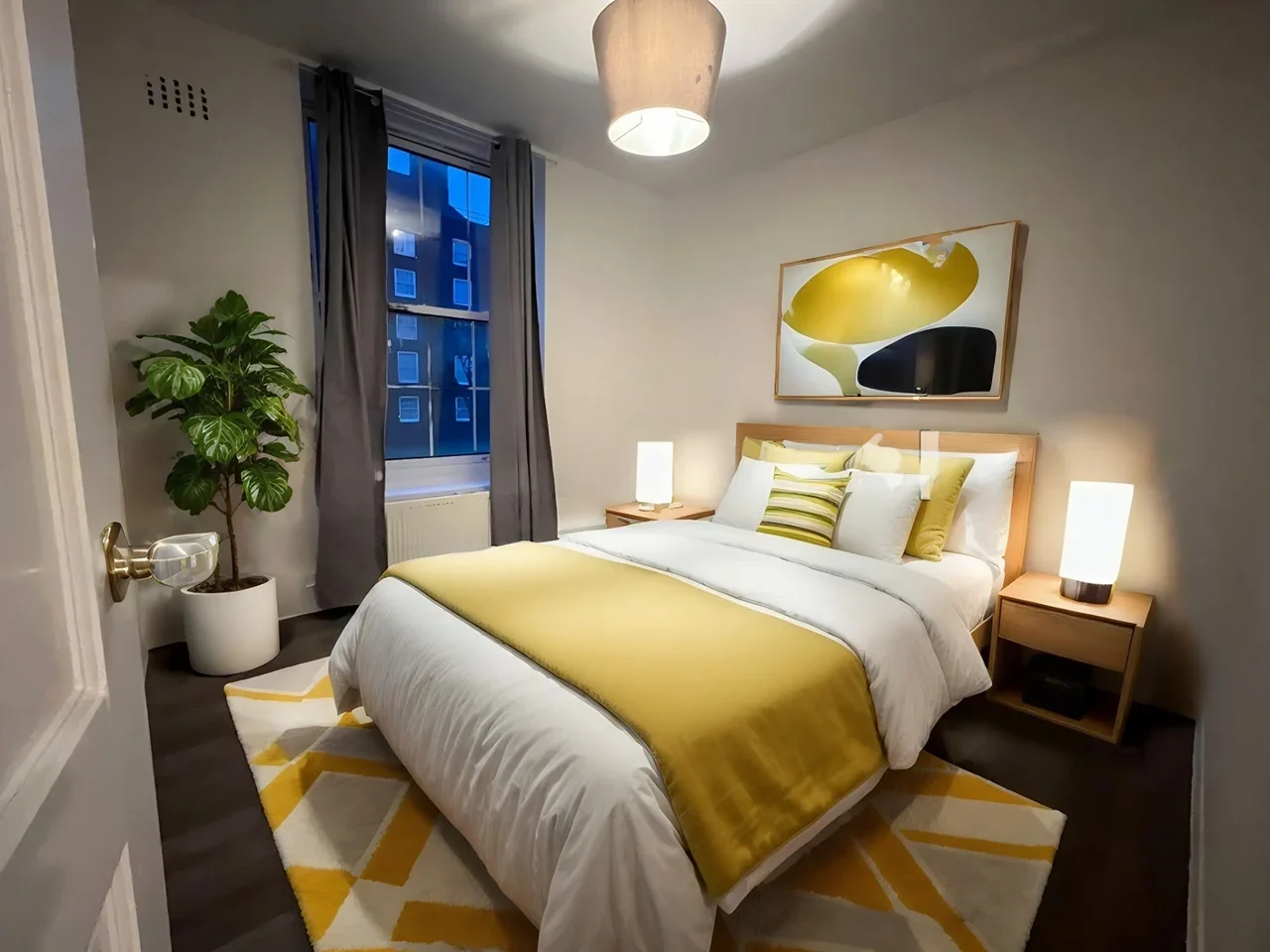 Flat Pembury Road in Greater London