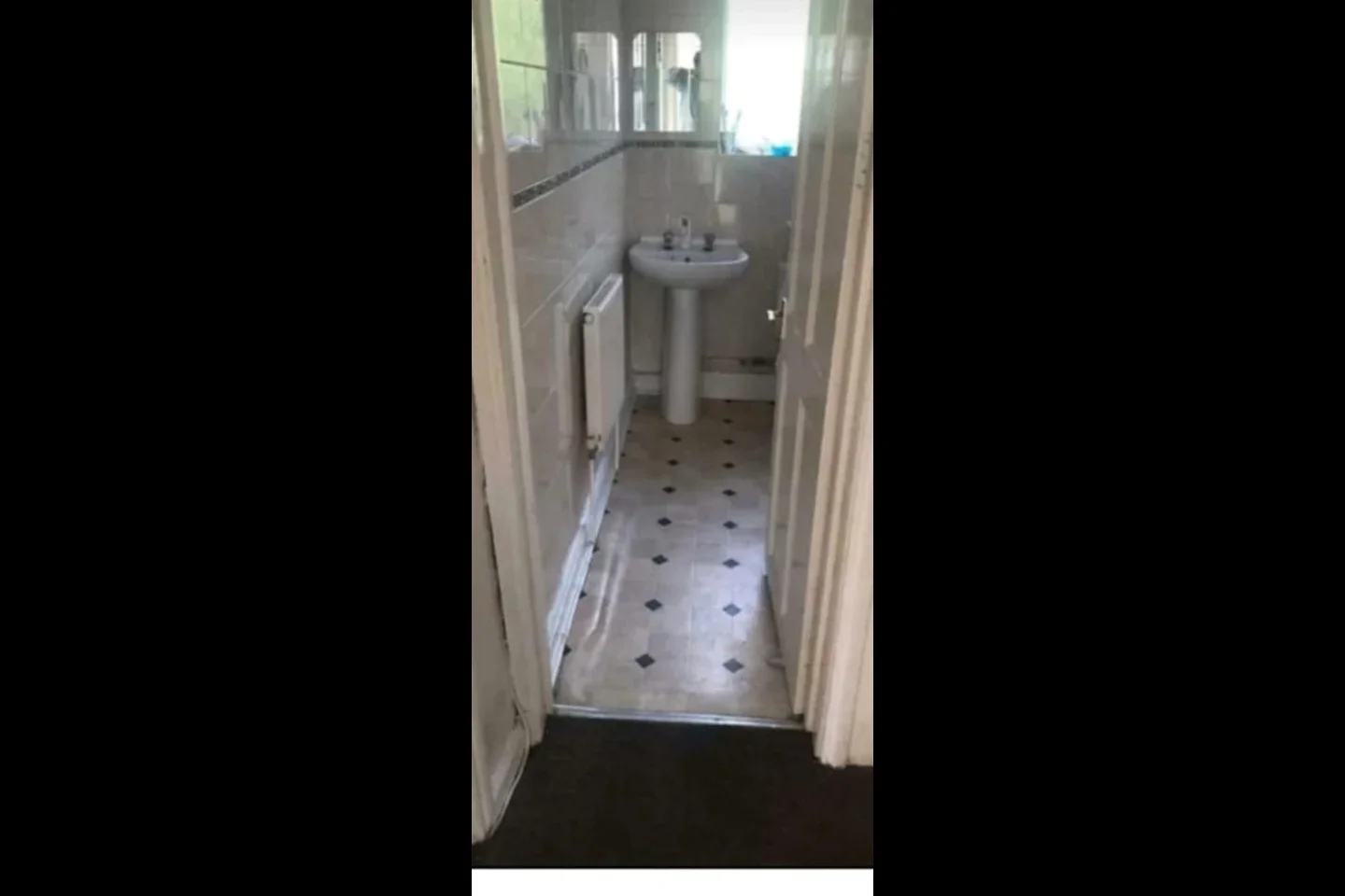Room Sandyhill Road in Greater London
