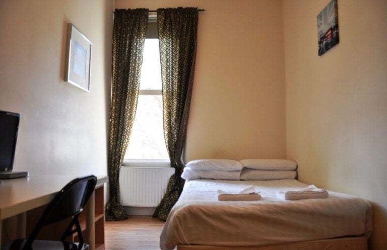 Flat Kensington Gardens Square in City of Westminster