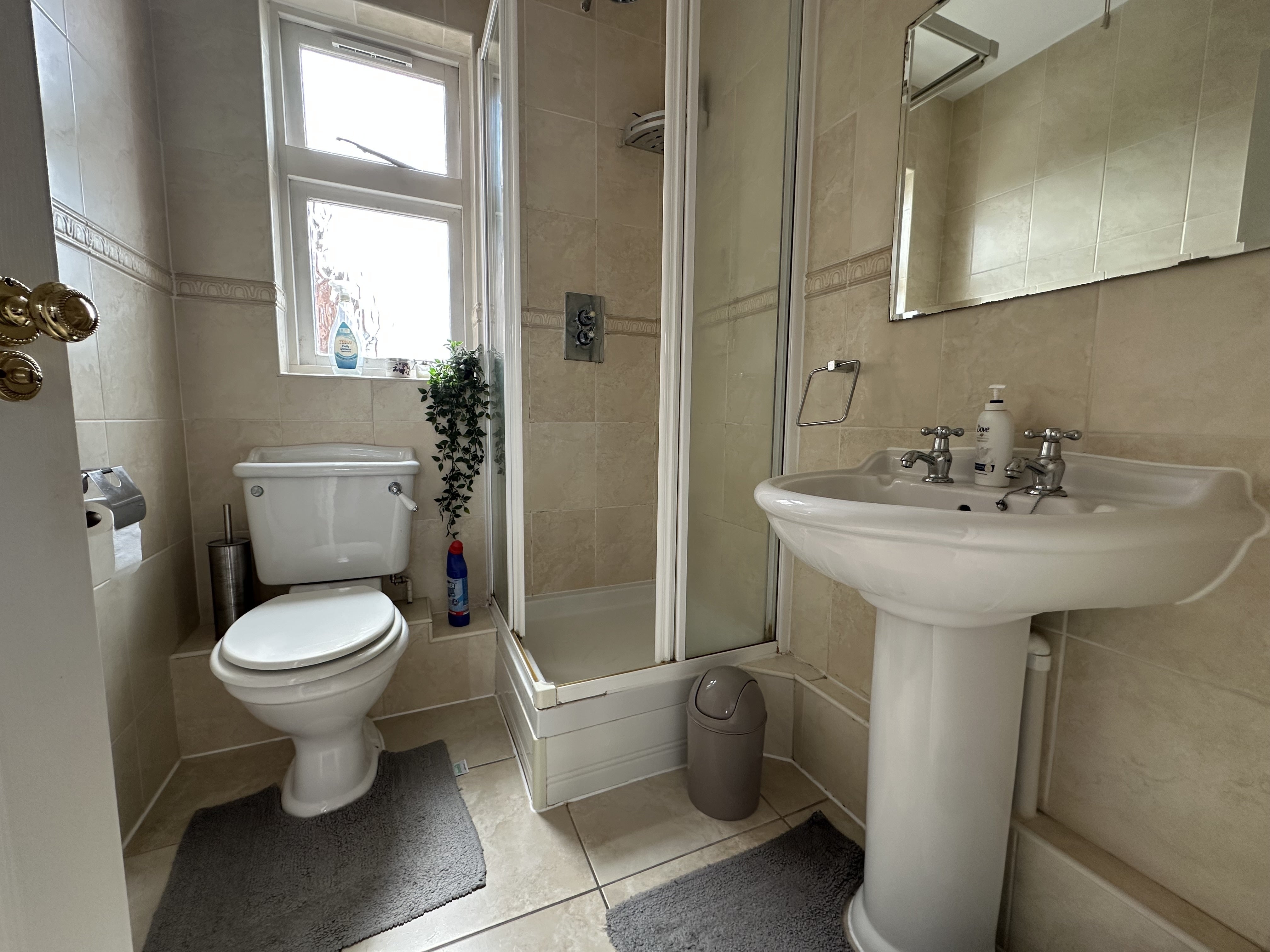 Flat Warwick Place in Royal Leamington Spa