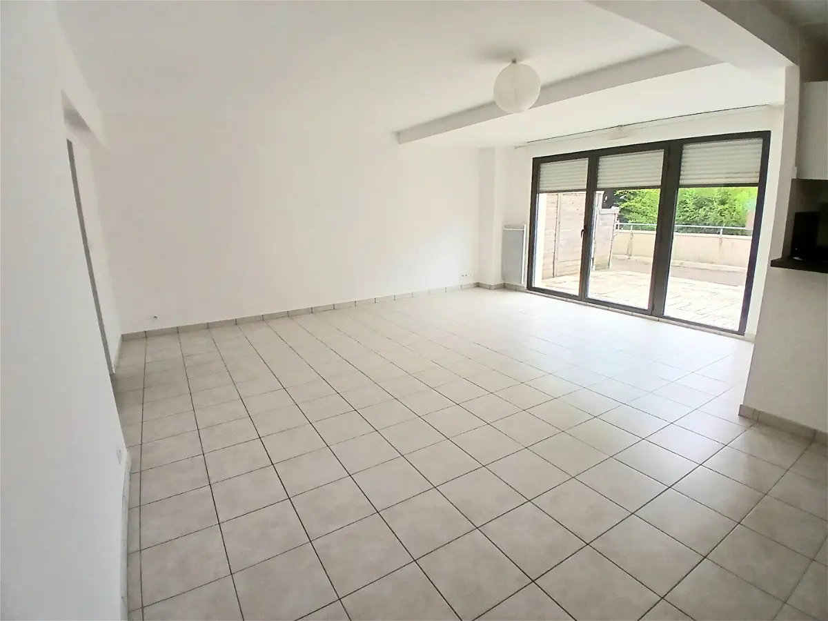 Flat Rue Chateaubriand in Mayenne