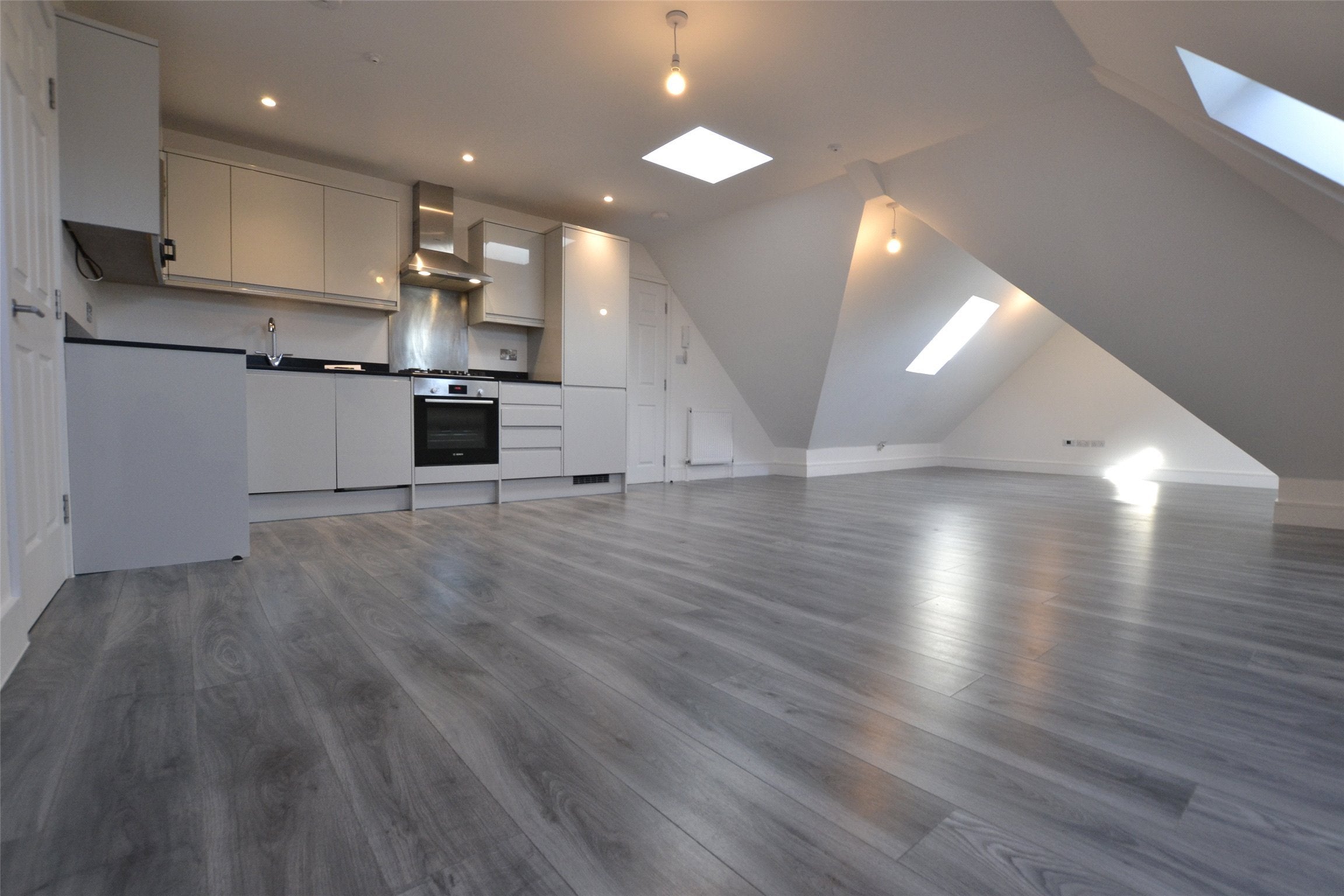 Flat Briton Crescent in Greater London
