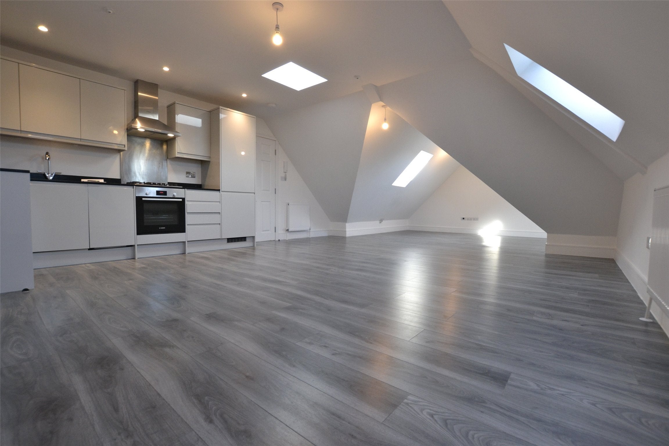 Flat Briton Crescent in Greater London