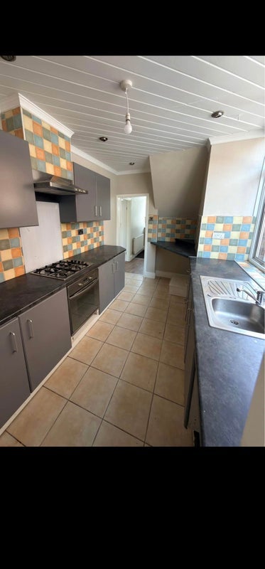 Room Victoria Park Road in Greater London