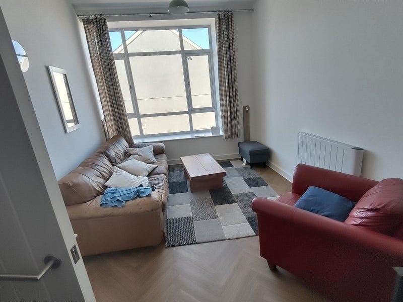 Room Market Street in Caerphilly